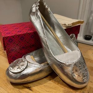 TORY BURCH silver Mini Travel Ballet Flat